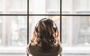 تقویت مهارت شنیداری زبان آلمانی